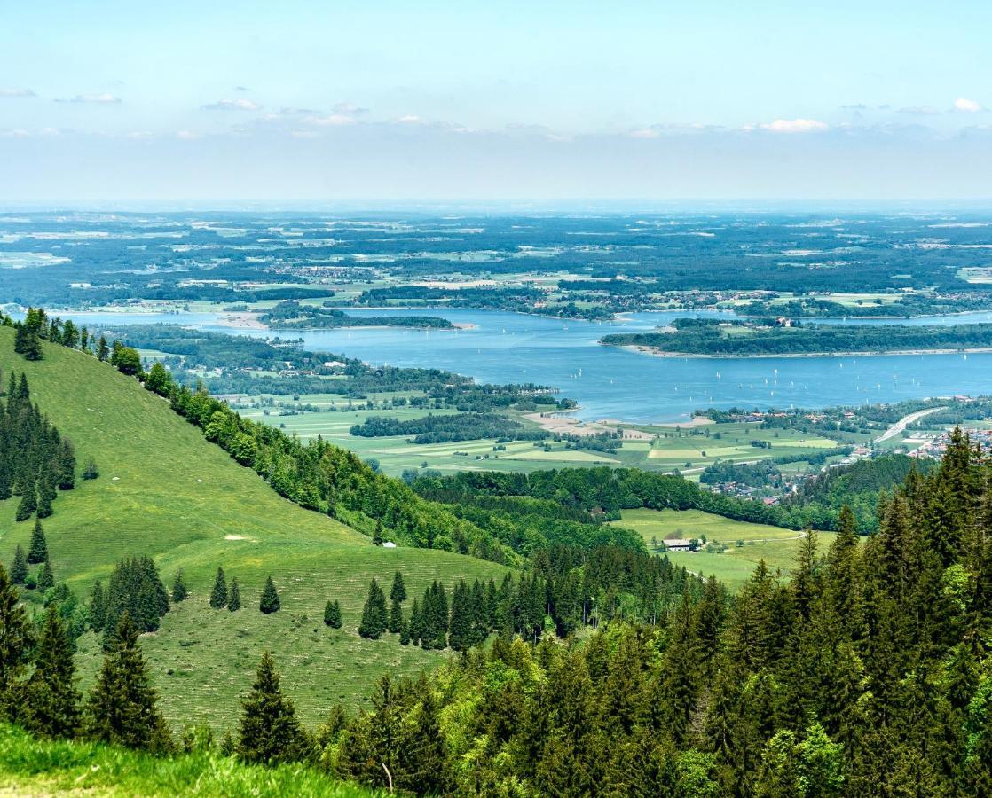 Zuhaeusl Am Chiemsee Appartements Breitbrunn am Chiemsee Exteriör bild